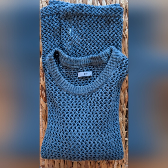TNA Ponderosa Crochet Mesh Short Sleeve Sweater – Blue | Aritzia Size Medium - Picture 13 of 14